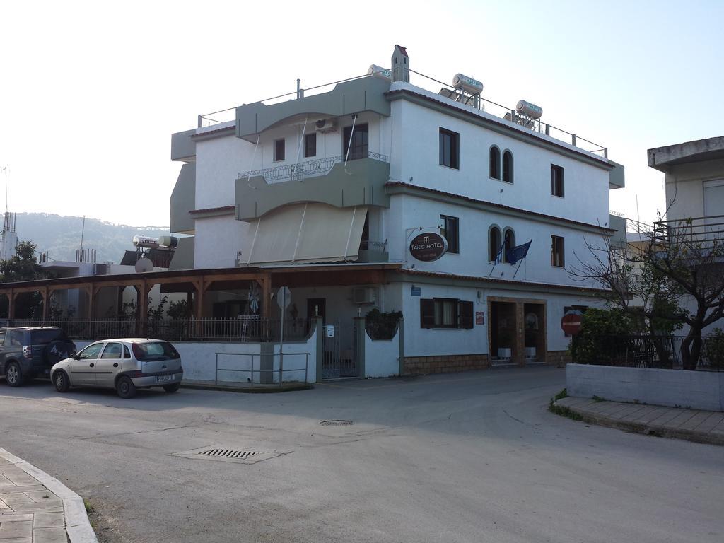 塔基斯酒店公寓 伊利索斯 外观 照片
